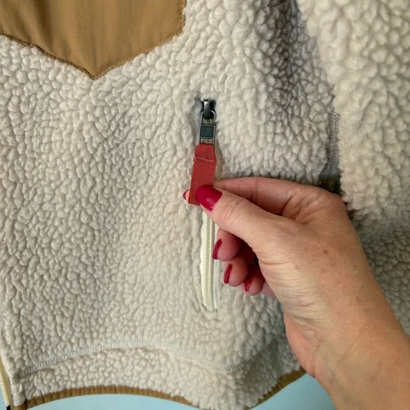 Patagonia Women's Classic Retro-X® Fleece Jacket size Small - Picture 5 of 9